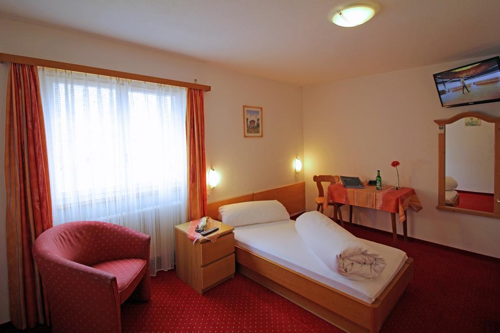 Hotel Restaurant Mattmarkblick Saas-Almagell Εξωτερικό φωτογραφία